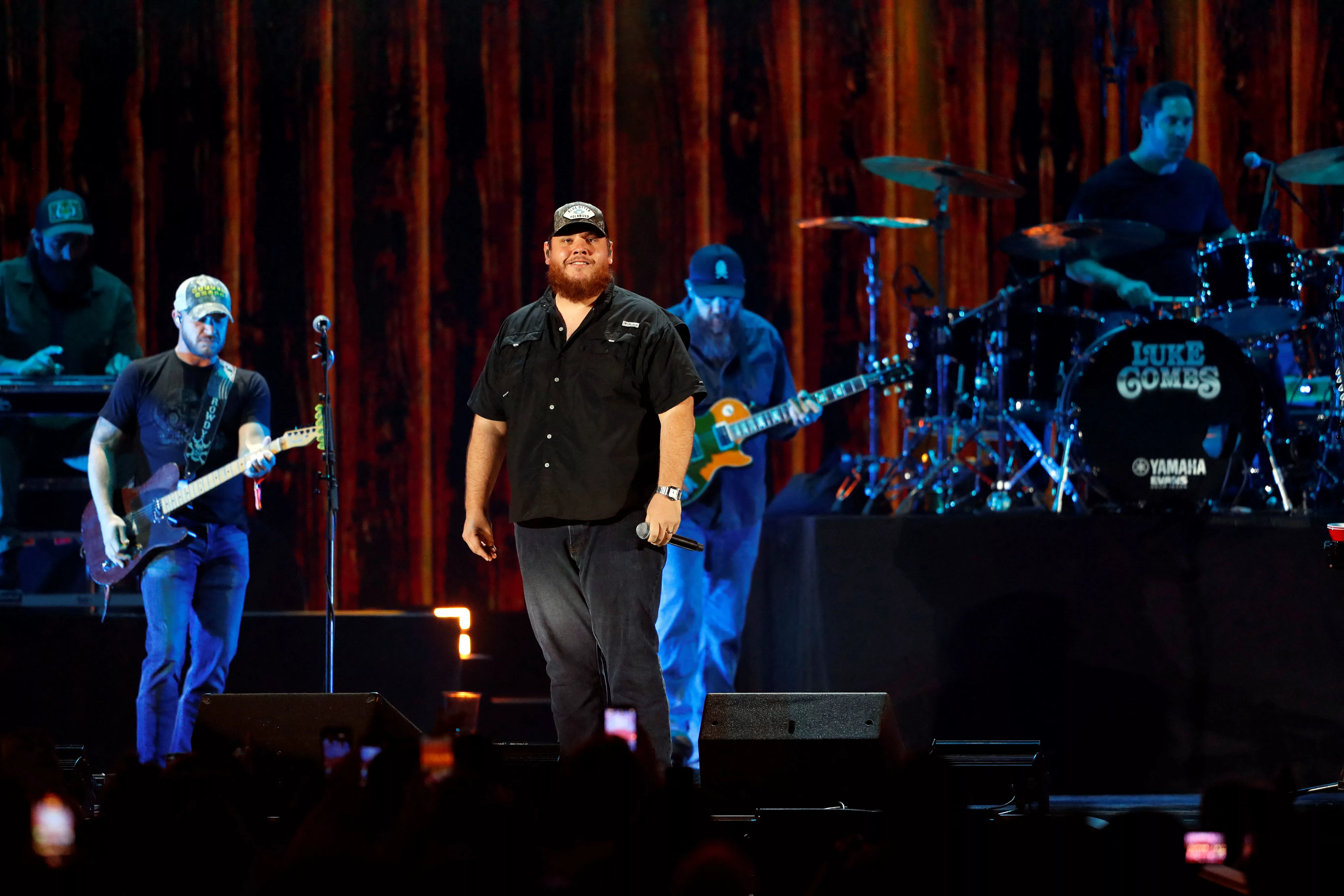 iheartradio-music-festival-2022-at-t-mobile-arena-in-las-vegas-11