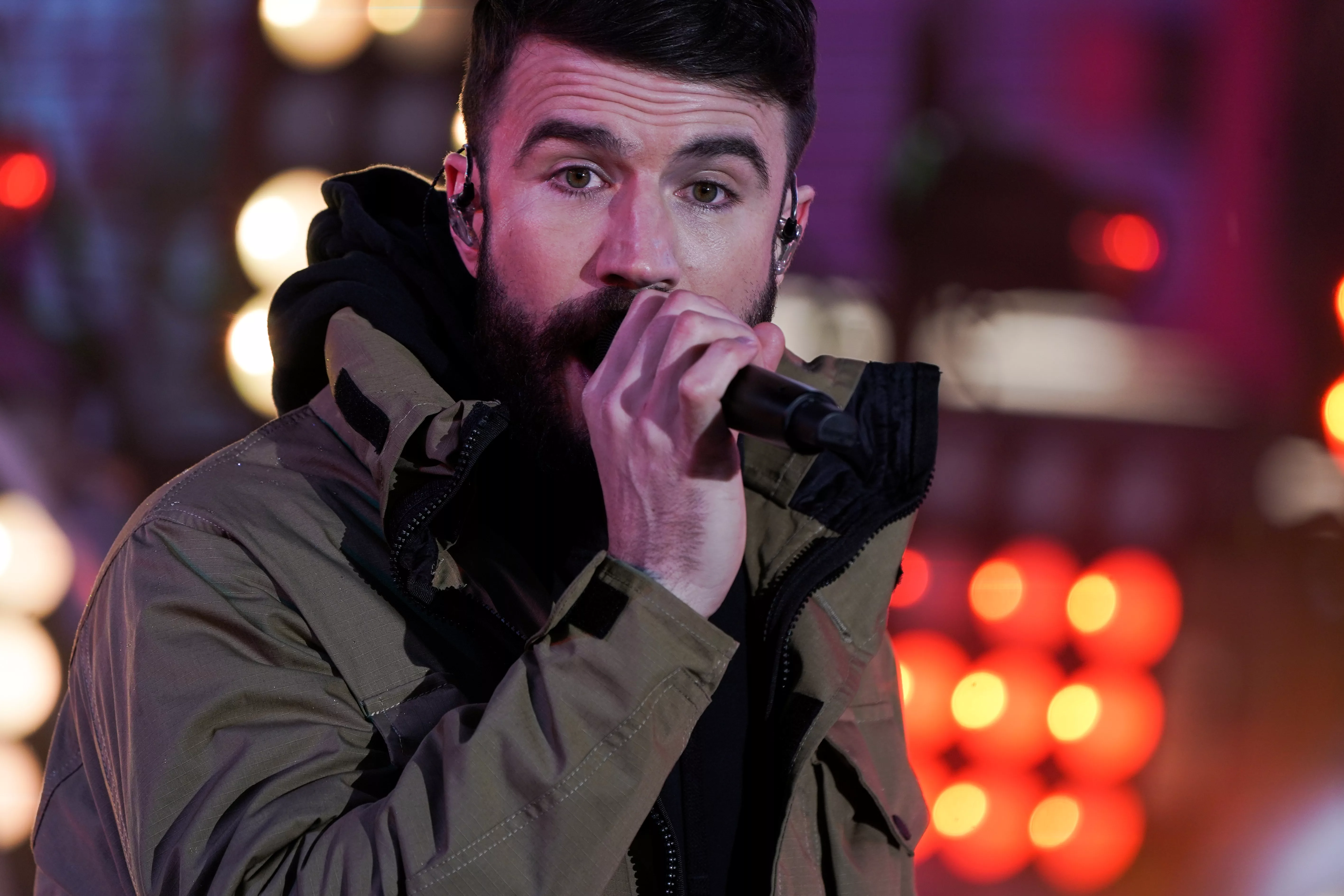 sam-hunt-performs-during-new-years-eve-celebrations-in-times-square-in-the-manhattan-borough-of-new-york