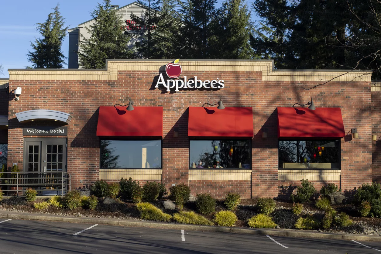 applebees-restaurant