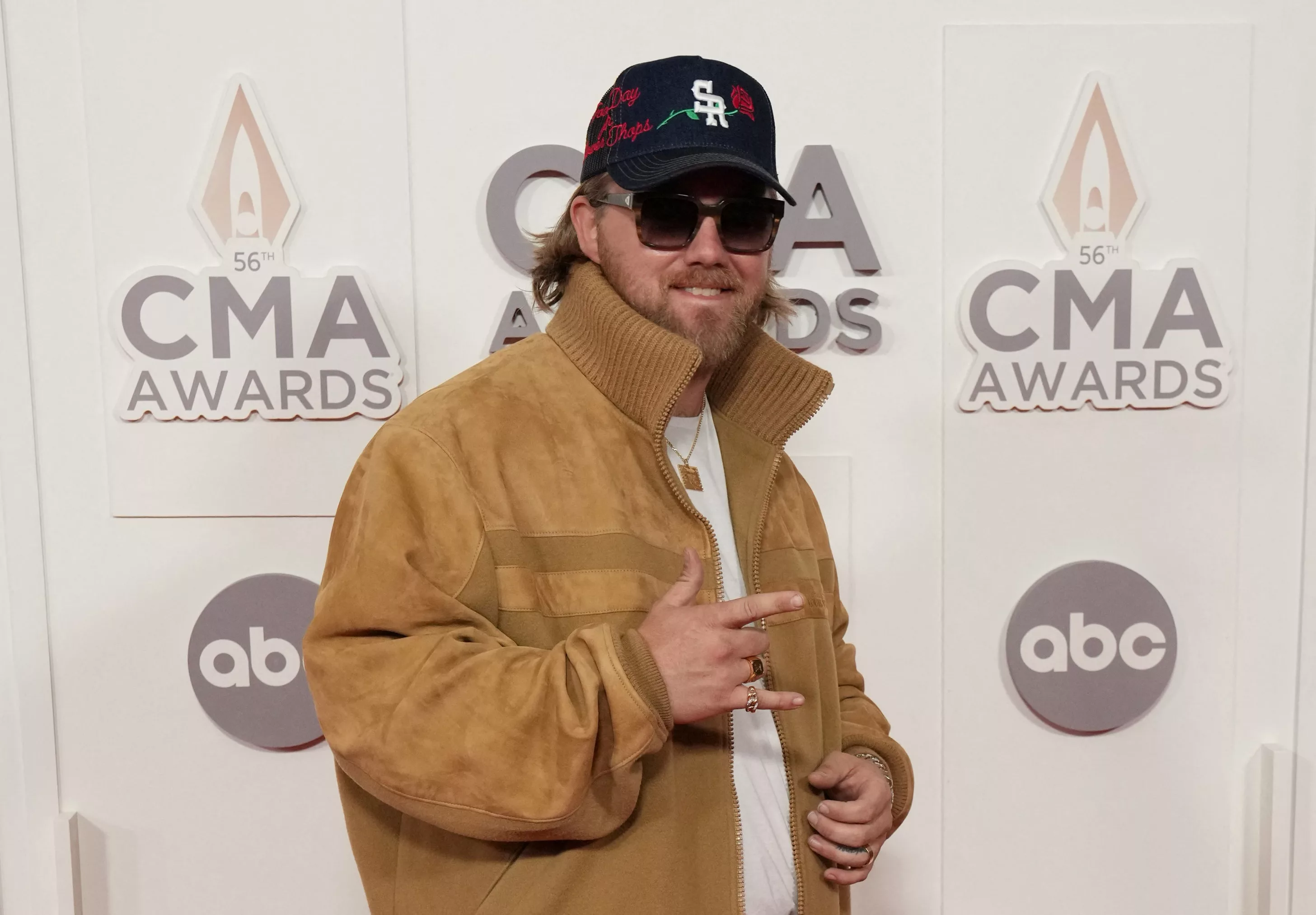 56th-annual-cma-awards-in-nashville-93