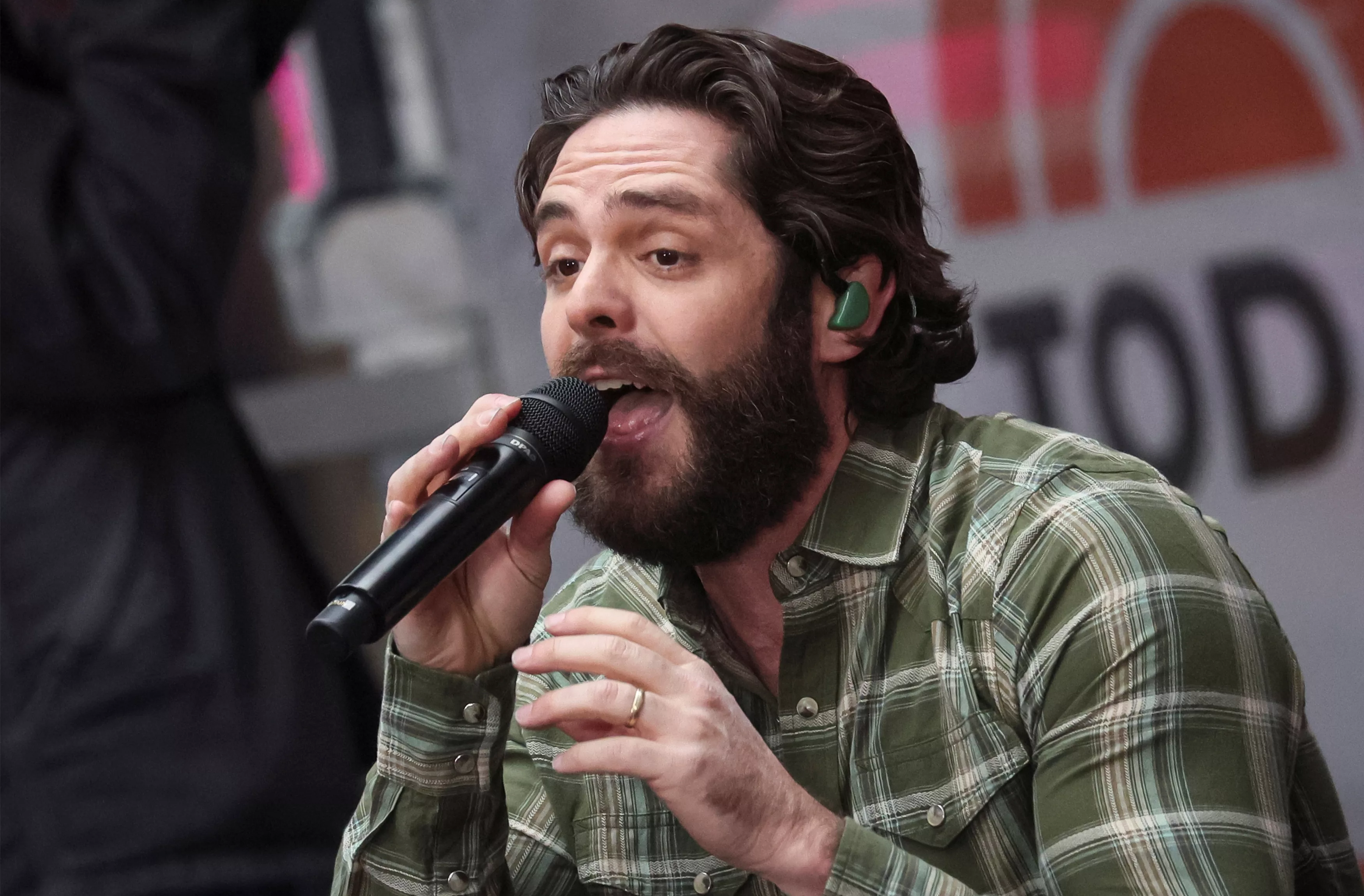 singer-thomas-rhett-performs-on-nbcs-today-show-in-new-york-3