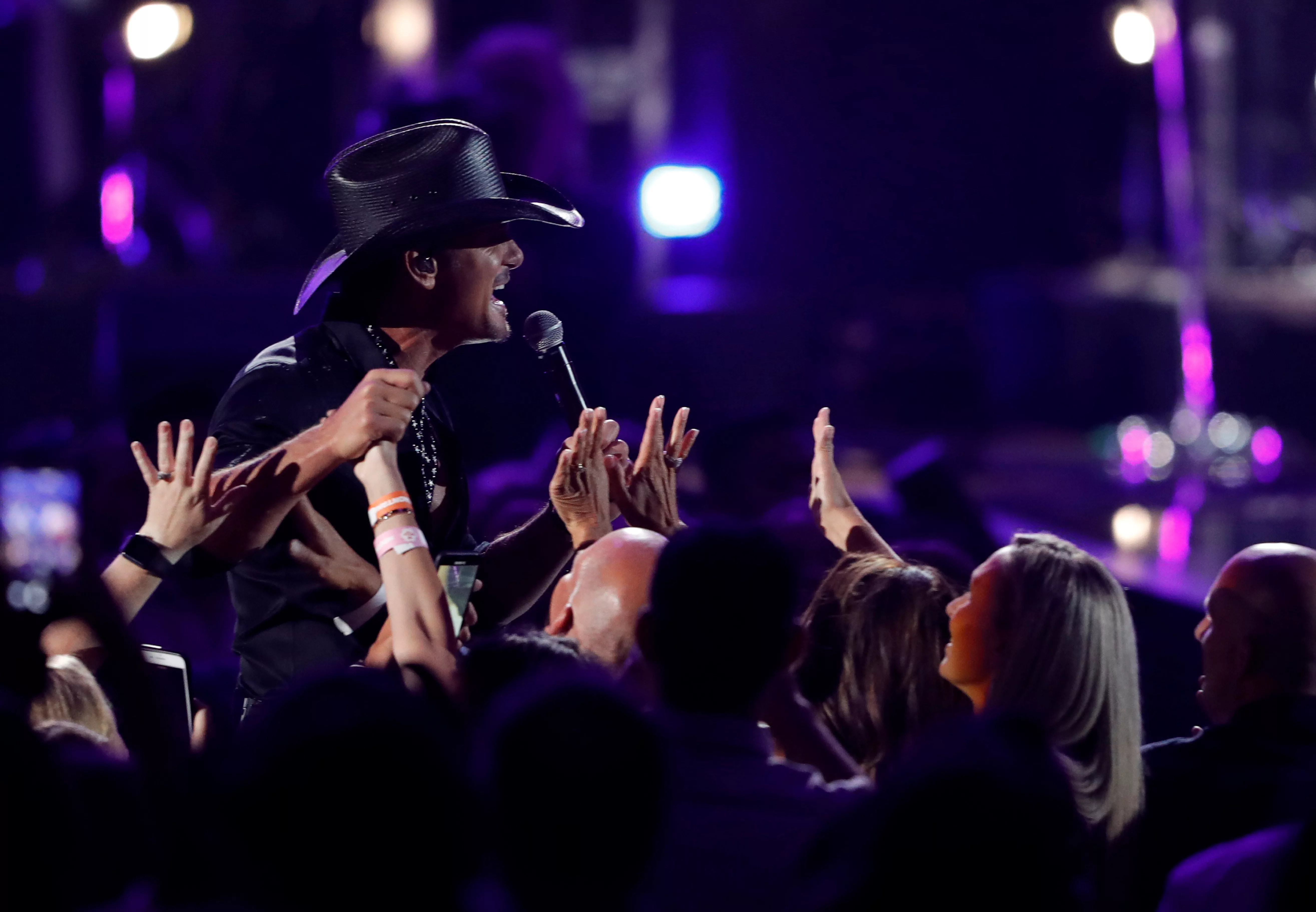 tim-mcgraw-performs-among-the-fans-during-the-iheartradio-music-festival-at-t-mobile-arena-in-las-vegas