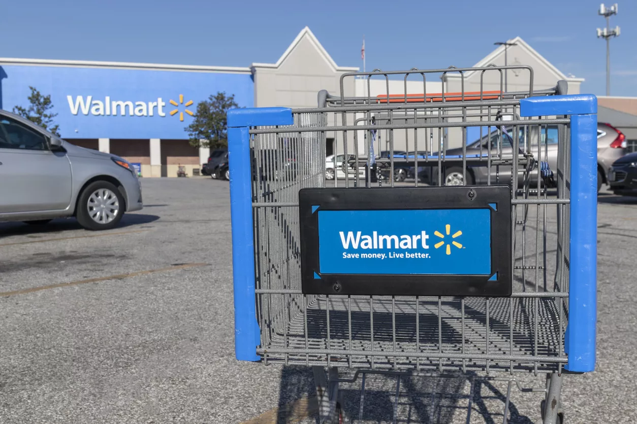walmart-retail-location-walmart-introduced-its-veterans-welcome-home-commitment-and-plans-on-hiring-265000-veterans