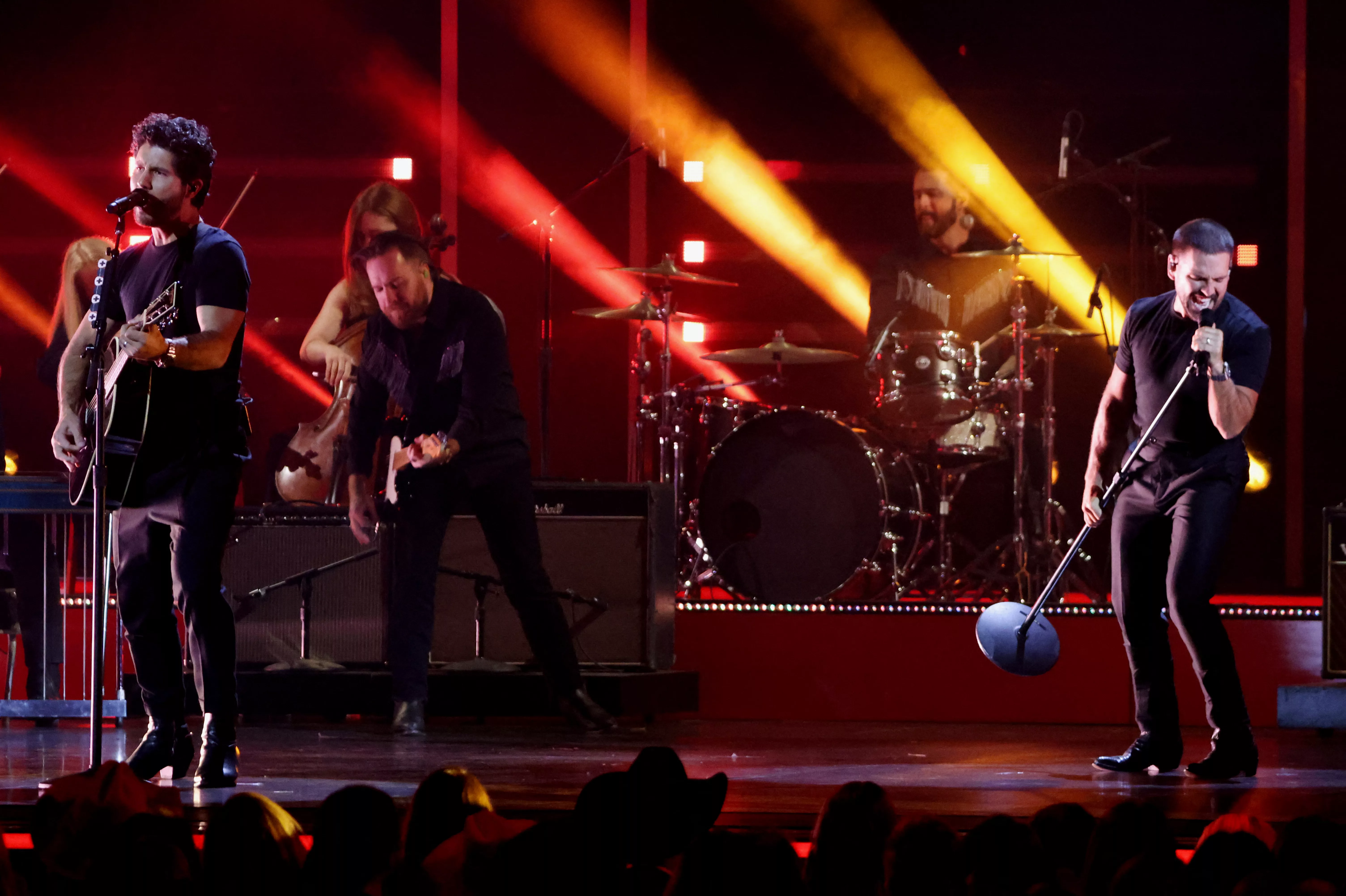 57th-annual-cma-awards-in-nashville-65