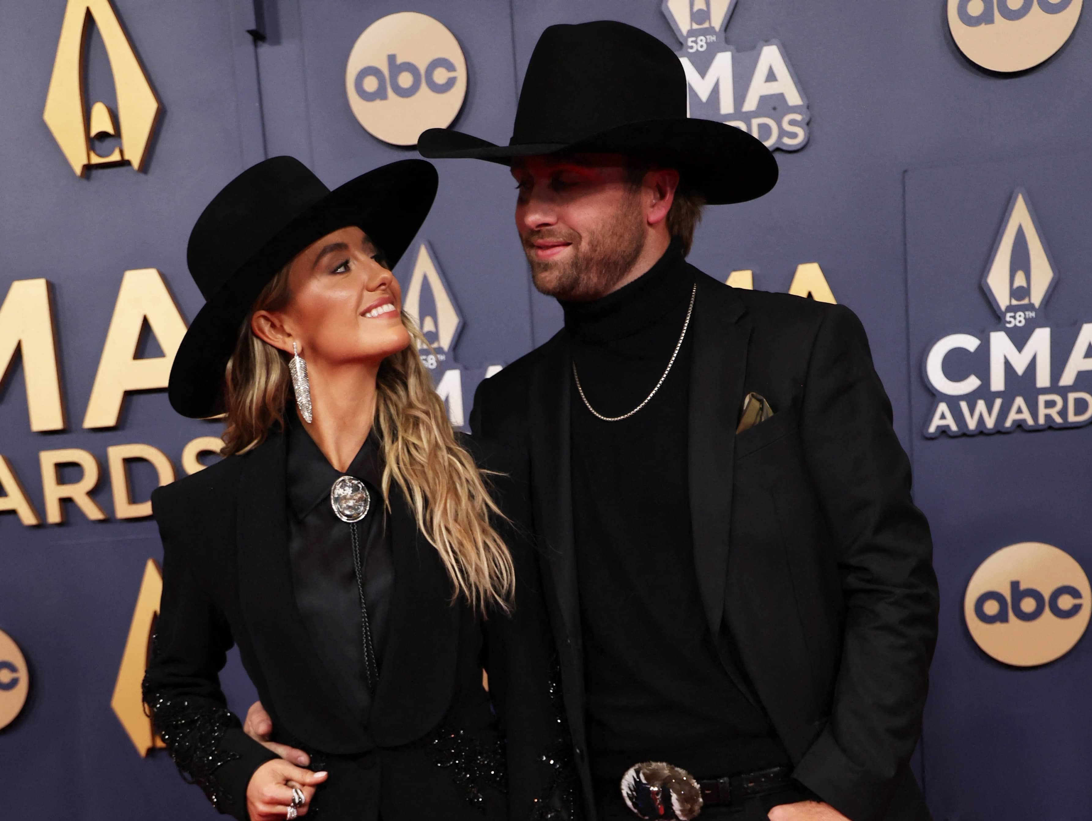 58th-annual-cma-awards-in-nashville-5