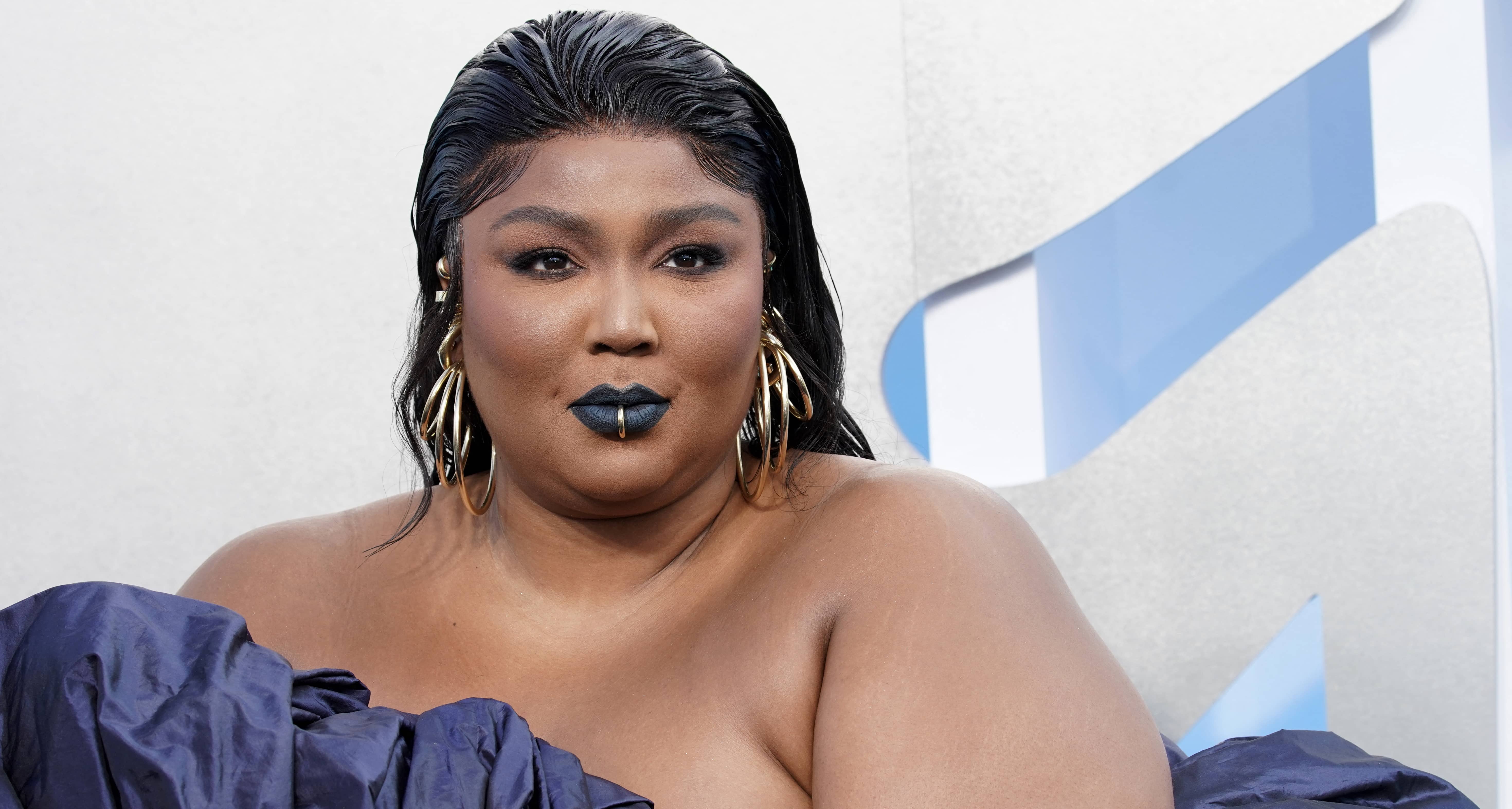 Lizzo Just Debuted a *Totally* New Look on Instagram, DJ Eric B, Hot 1045