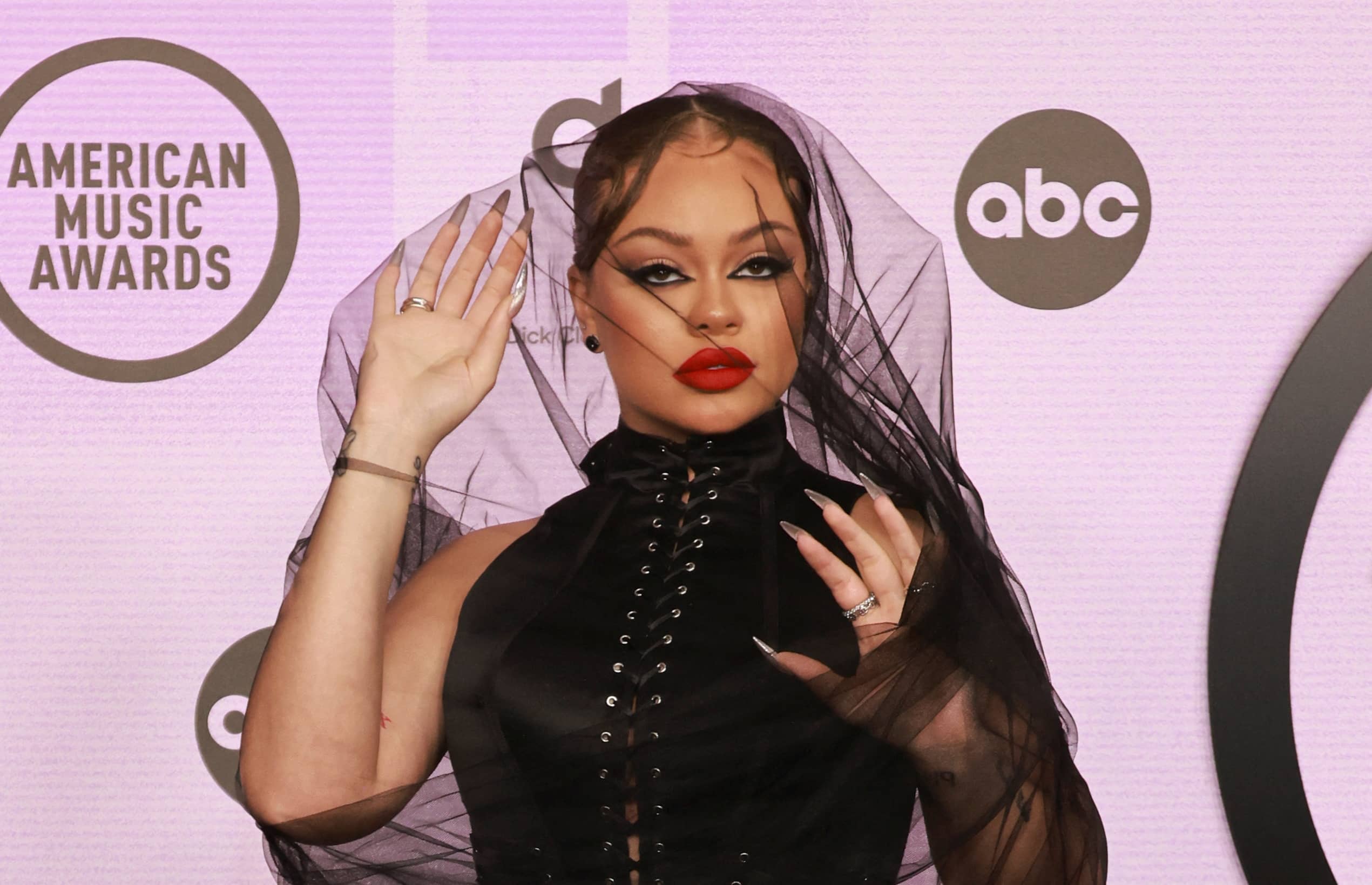 2022-american-music-awards-at-the-microsoft-theater-in-los-angeles-2