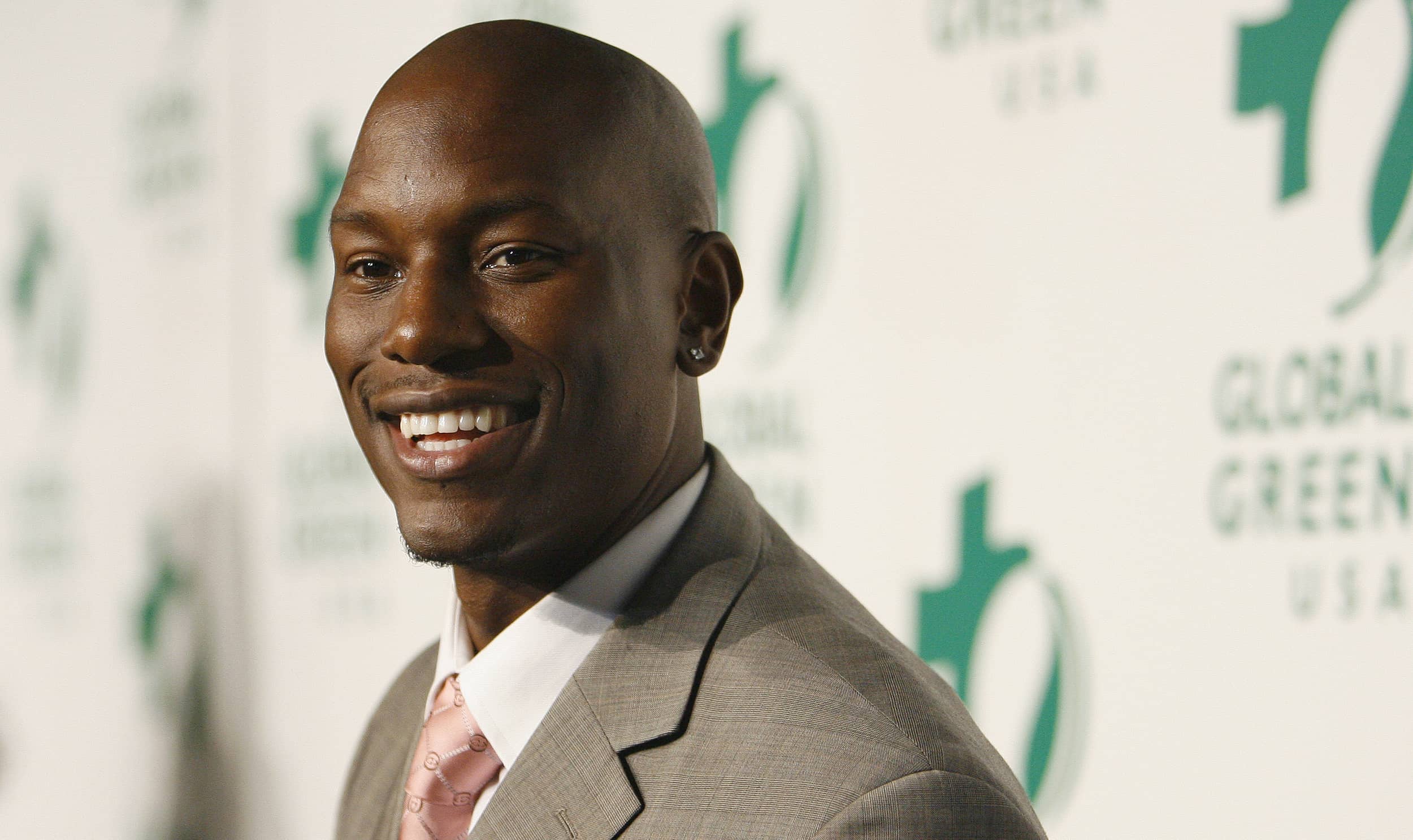 tyrese-gibson-smiles-at-the-6th-annual-global-green-usa-pre-oscar-party-in-hollywood