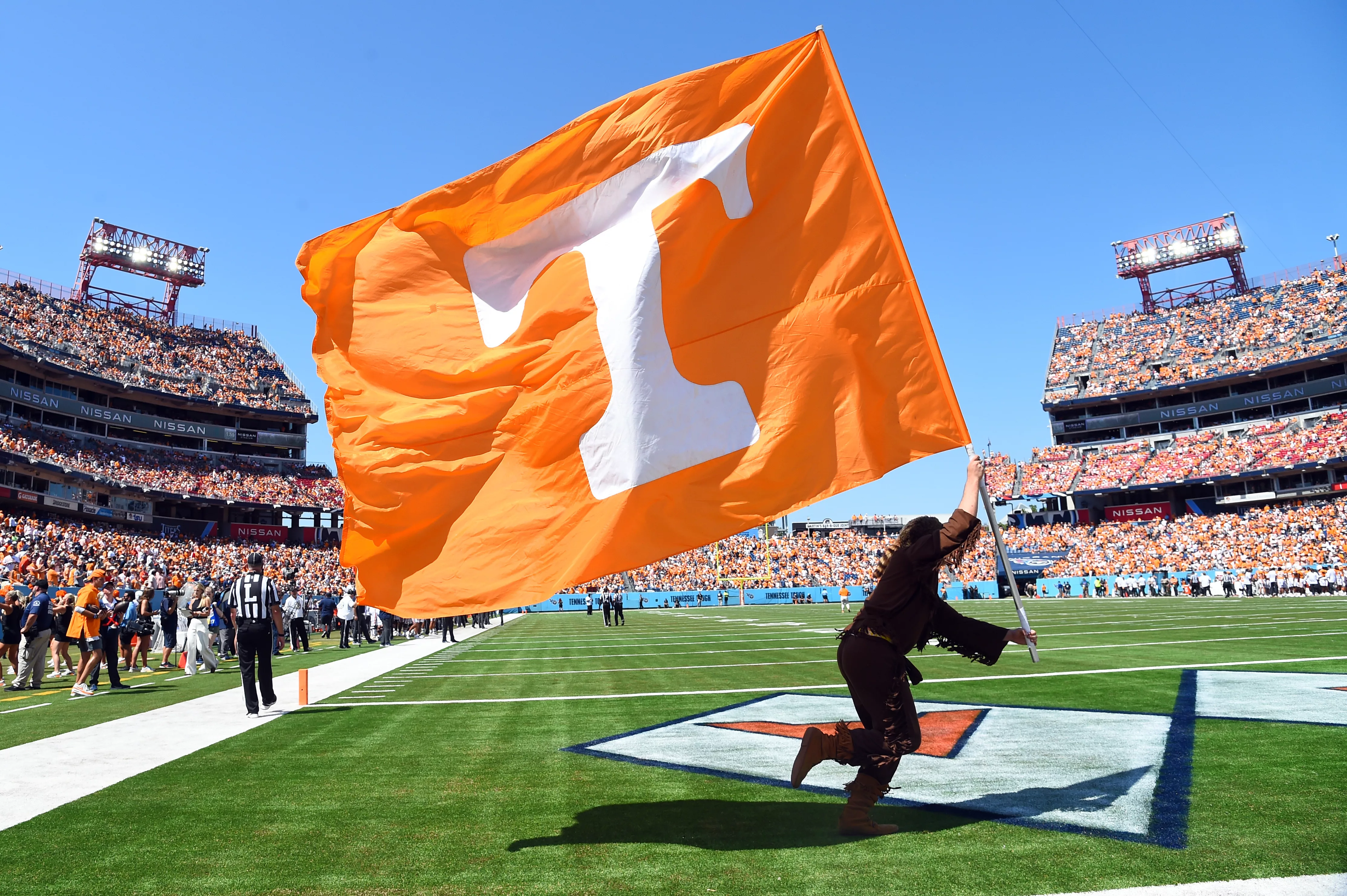 How to watch, listen to Tennessee-Virginia football game