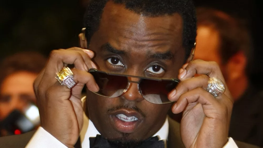 sean-p-diddy-combs-arrives-for-the-screening-of-the-film-two-lovers-in-cannes