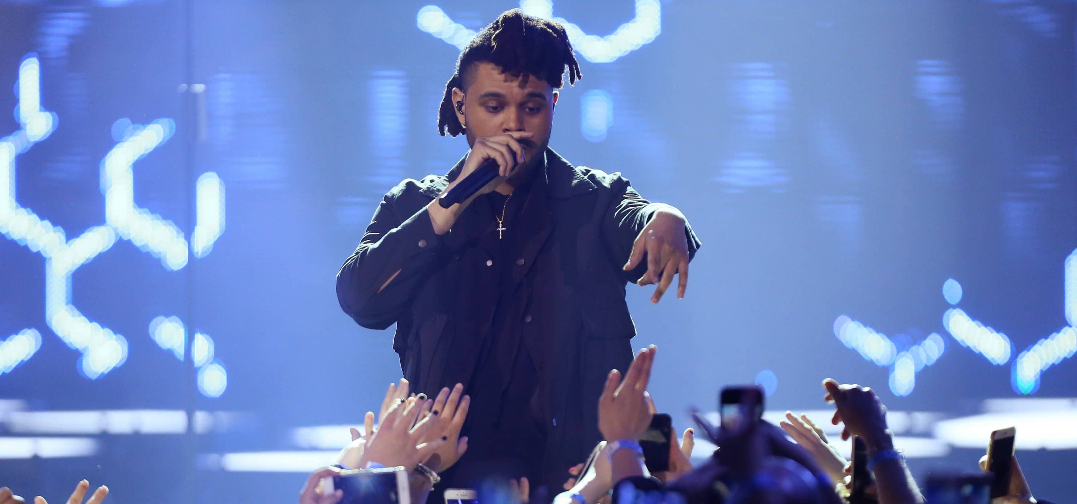 the-weeknd-performs-on-stage-at-the-2016-juno-awards-in-calgary