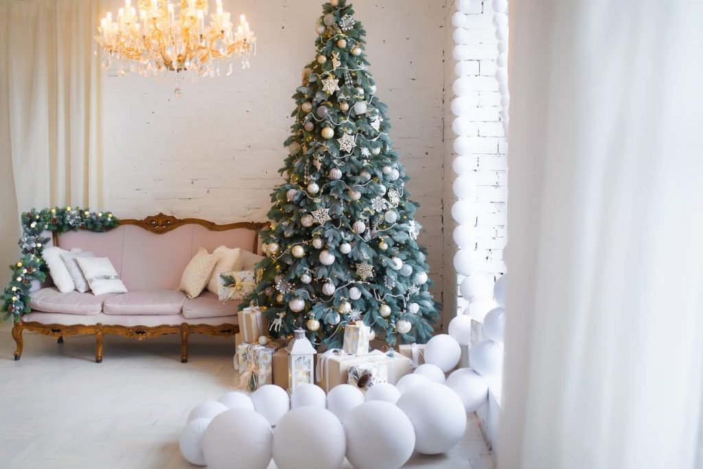 christmas-background-interior-room-decorated-in-xmas-style-no-people-new-year-tree-and-gifts
