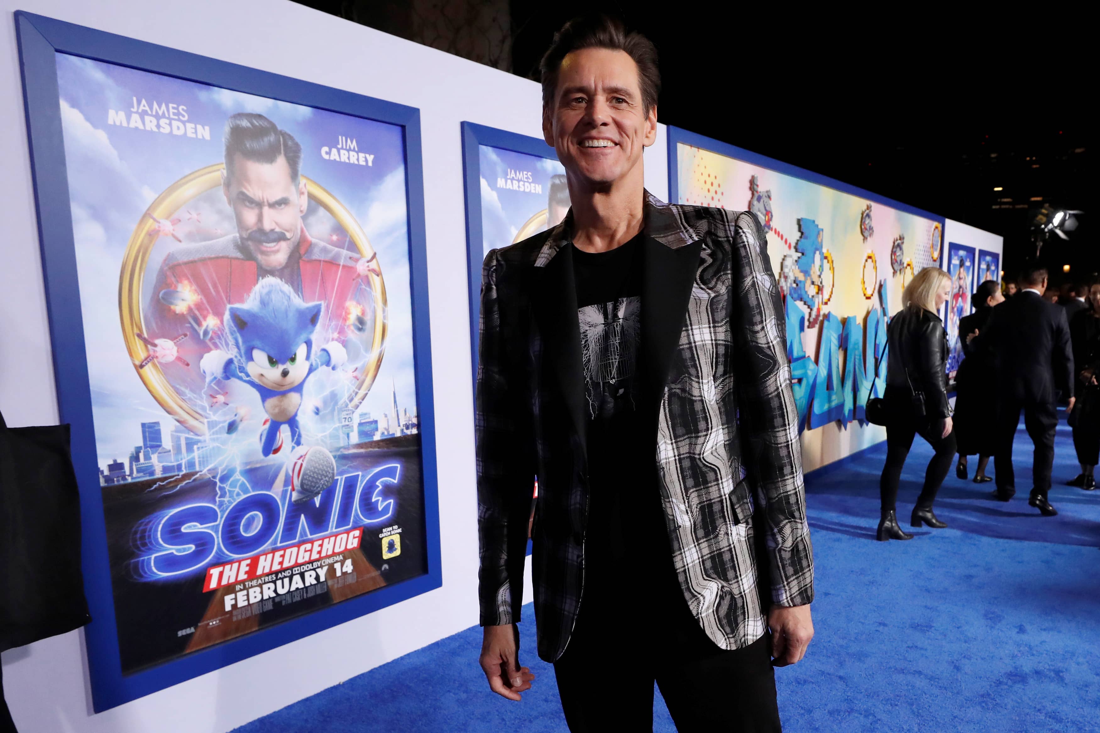 cast-member-carrey-poses-at-the-premiere-of-sonic-the-hedgehog-in-los-angeles