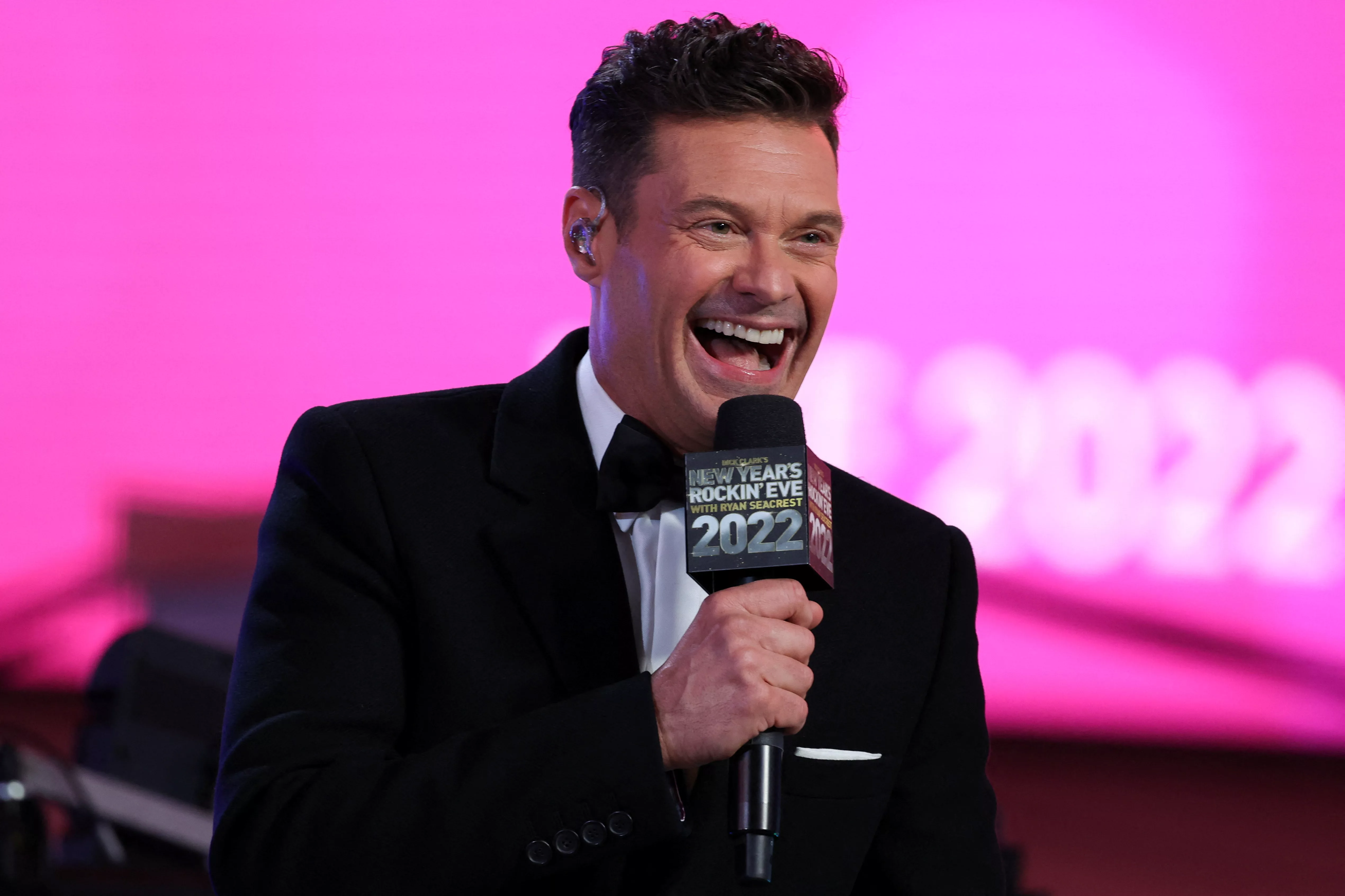 new-years-eve-celebrations-in-times-square-in-new-york-city