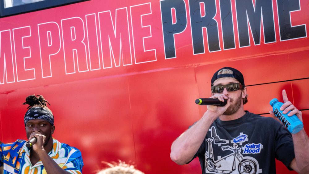 youtubers-paul-and-ksi-promote-soft-drink-in-copenhagen