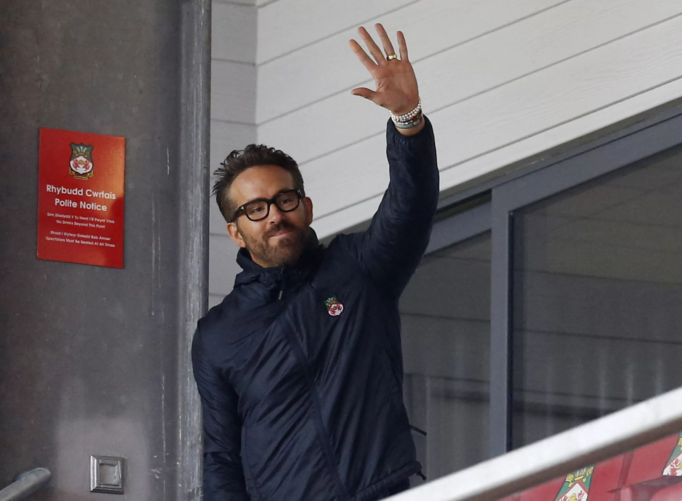 national-league-wrexham-v-boreham-wood