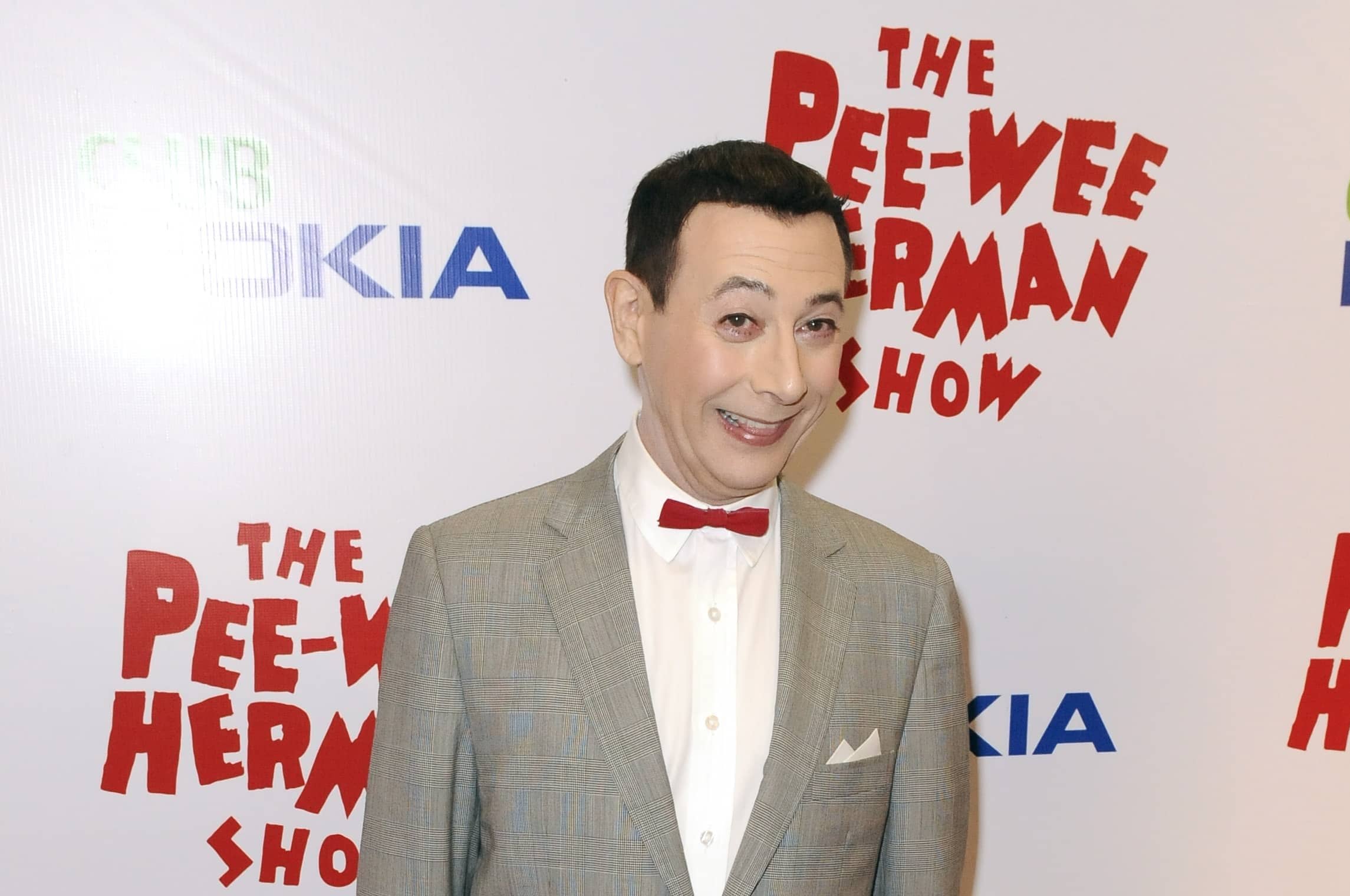 actor-paul-reubens-as-pee-wee-herman-arrives-at-the-opening-night-of-the-pee-wee-herman-show-in-los-angeles-california