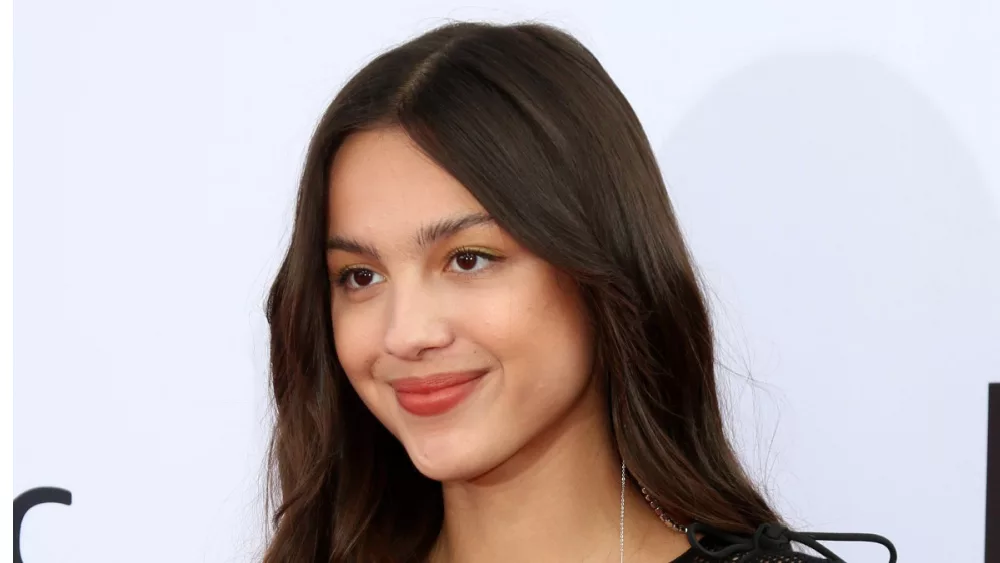 shutterstock_2093282206630868