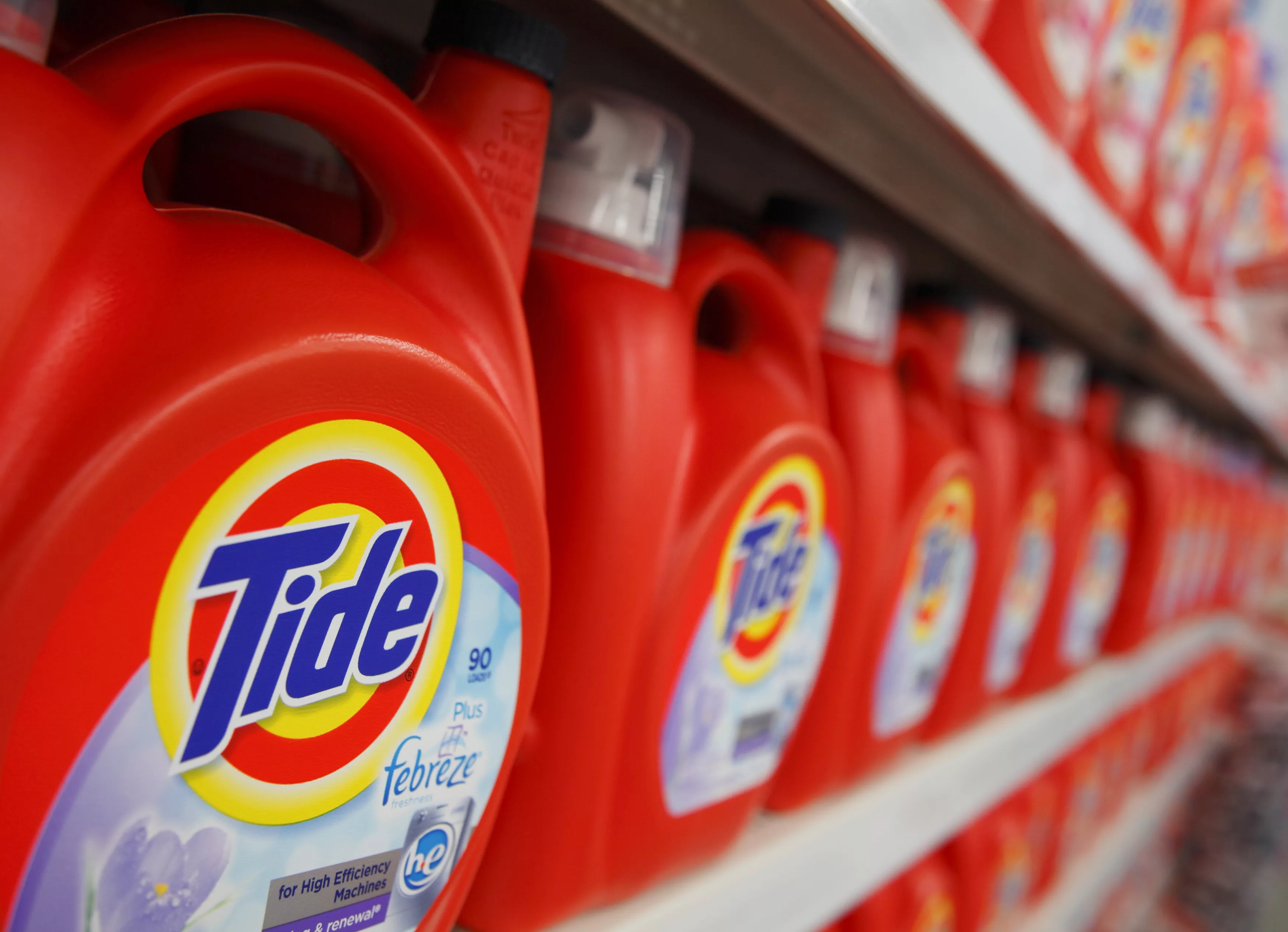 tide-can-be-seen-on-display-at-a-new-wal-mart-store-in-chicago