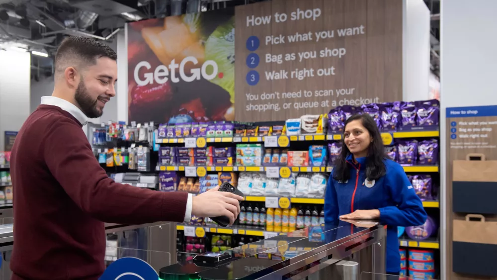 tesco-opens-checkout-free-store-in-london