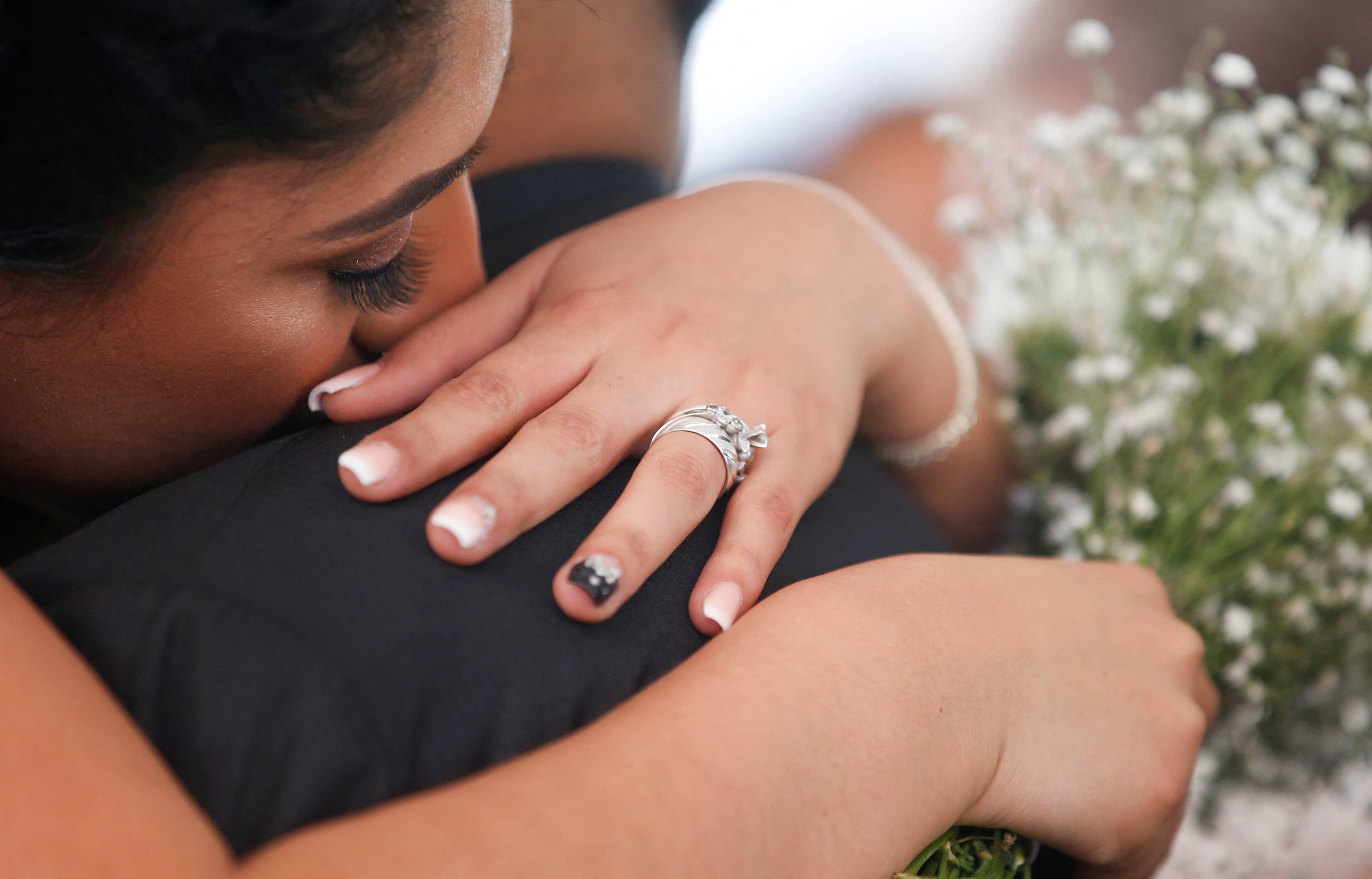 mass-wedding-as-part-of-the-valentines-day-celebration-in-monterrey