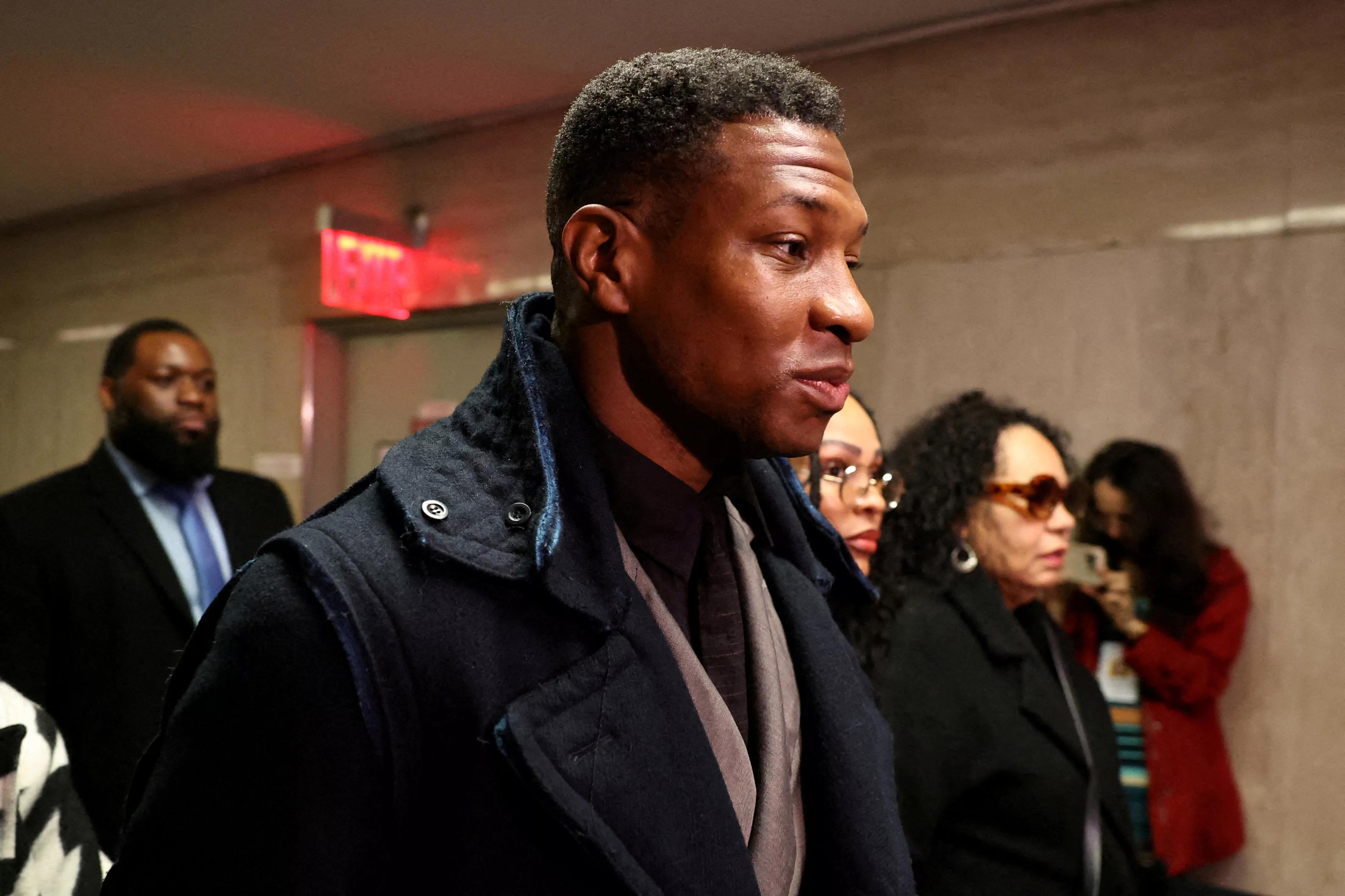 actor-jonathan-majors-arrives-with-meagan-good-for-the-jury-selection-in-his-assault-and-harassment-case-at-manhattan-criminal-court-in-new-york-city