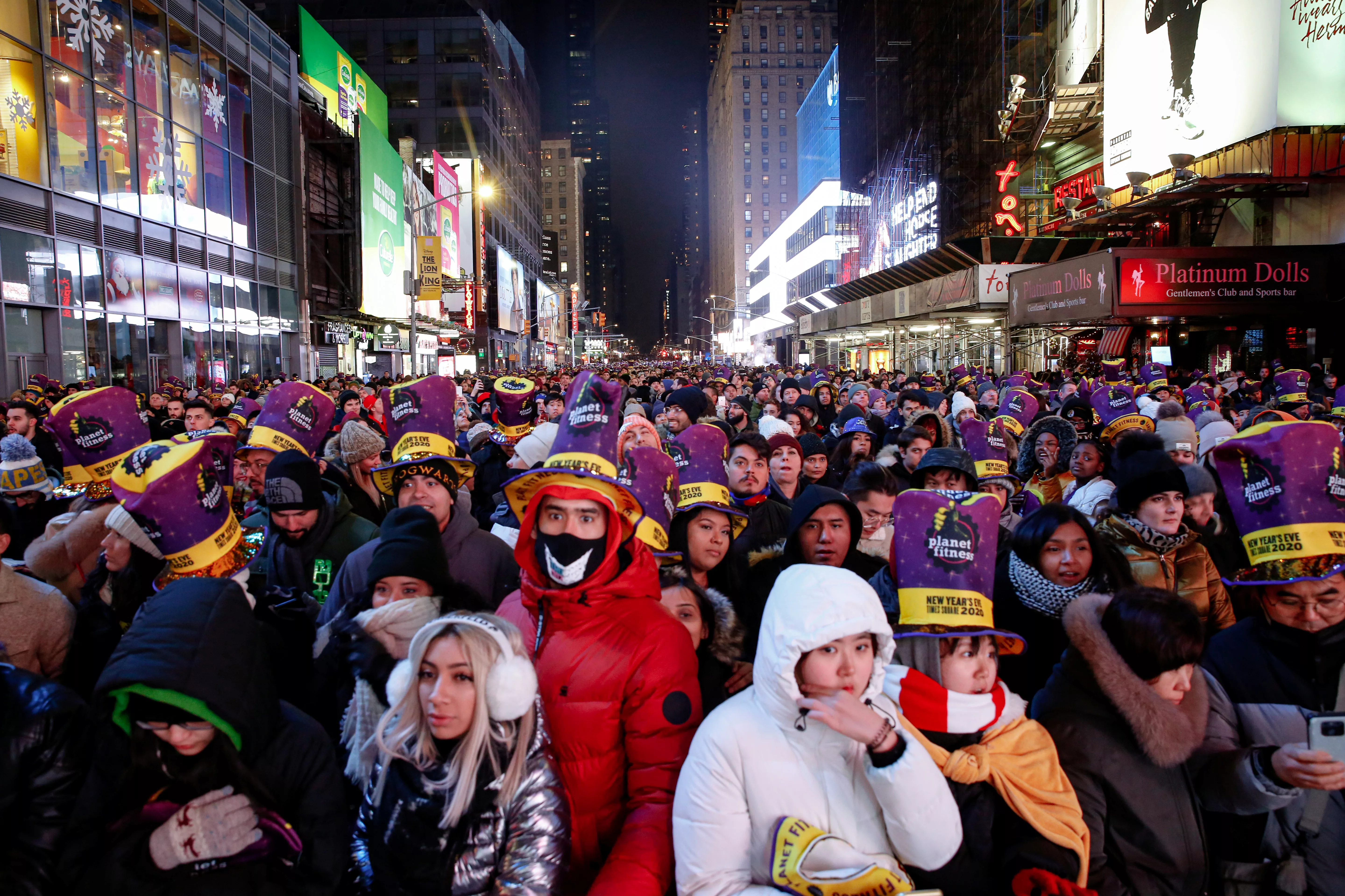 revelers-celebrate-new-years-eve-in-new-york