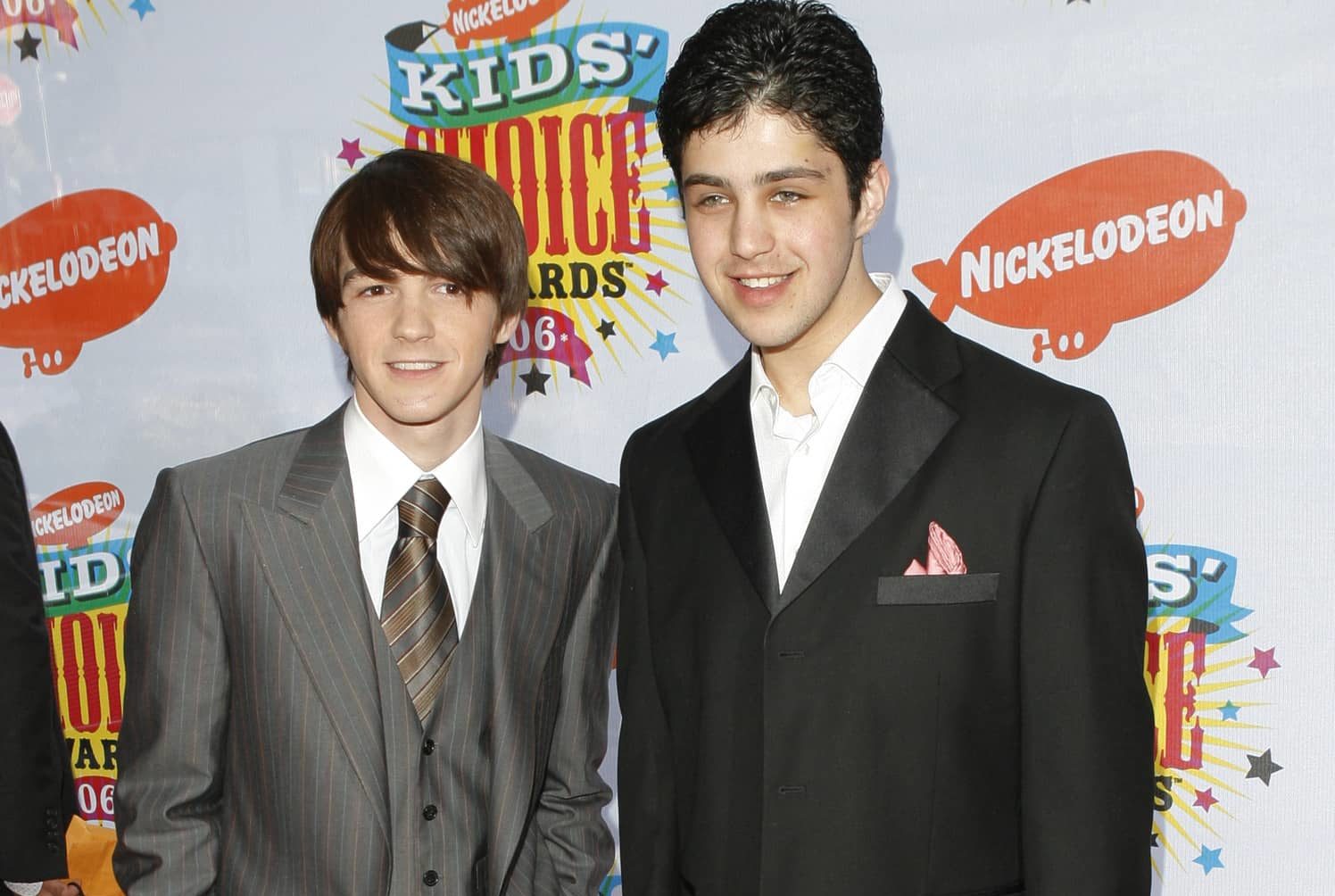 actors-peck-and-bell-arrive-at-nickelodeons-kids-choice-awards-in-los-angeles