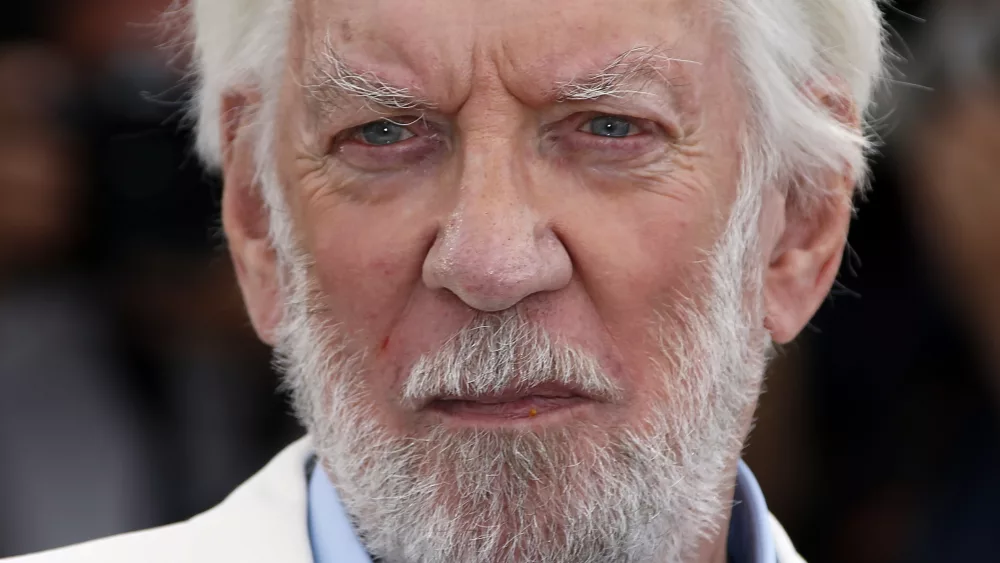 jury-member-actor-donald-sutherland-poses-during-a-photocall-before-the-opening-of-the-69th-cannes-film-festival-in-cannes