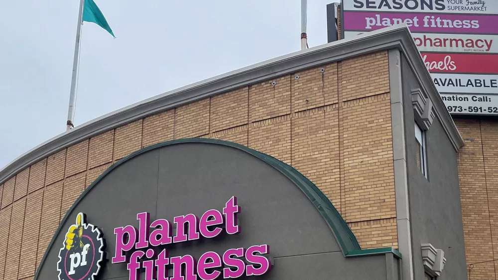 general-view-of-planet-fitness-in-clifton-new-jersey