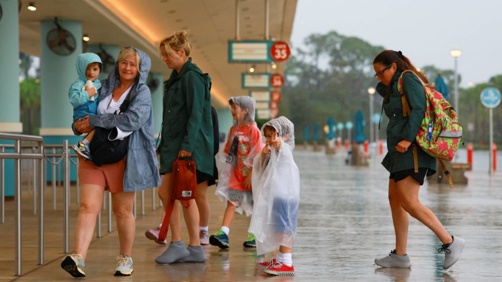 hurricane-milton-approaches-in-florida