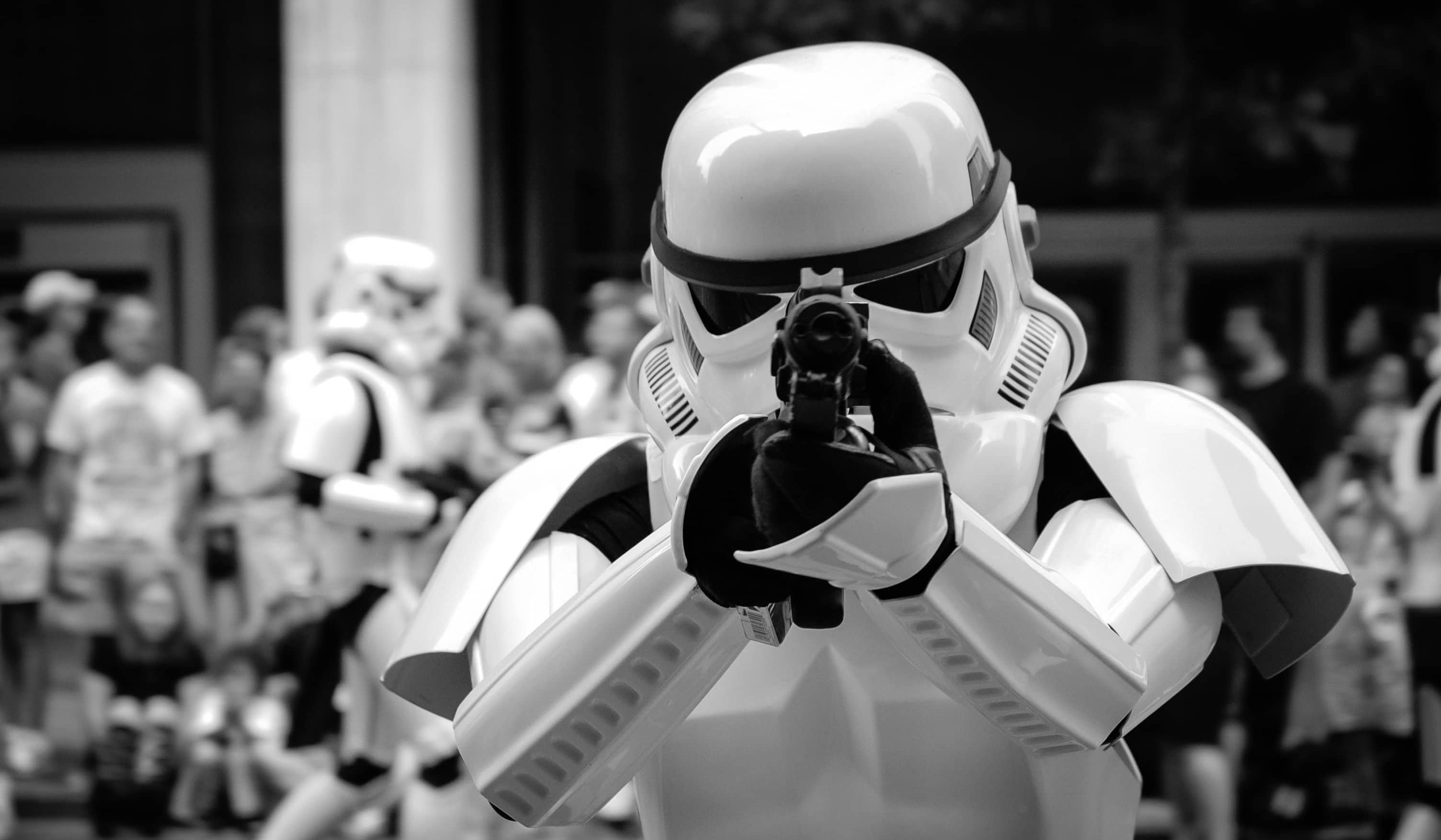 stormtrooper-pointing-with-his-gun