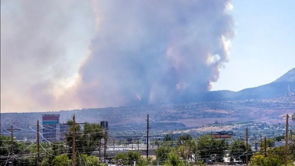 Emergency executive order issued as firefighters battle fast-moving Hawk fire outside Reno, Nevada