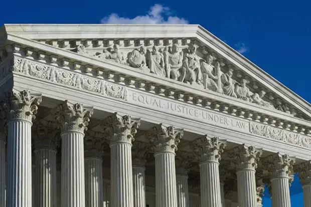 supreme-e1485906473785