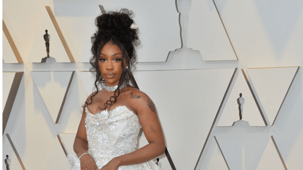 shutterstock_1322632619174273