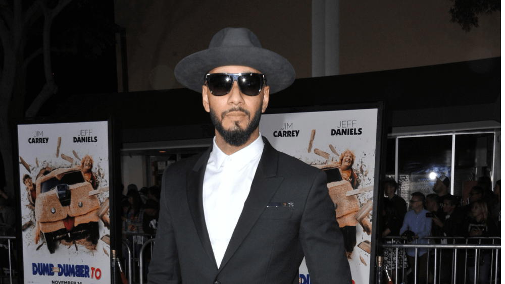 shutterstock_379473451374298