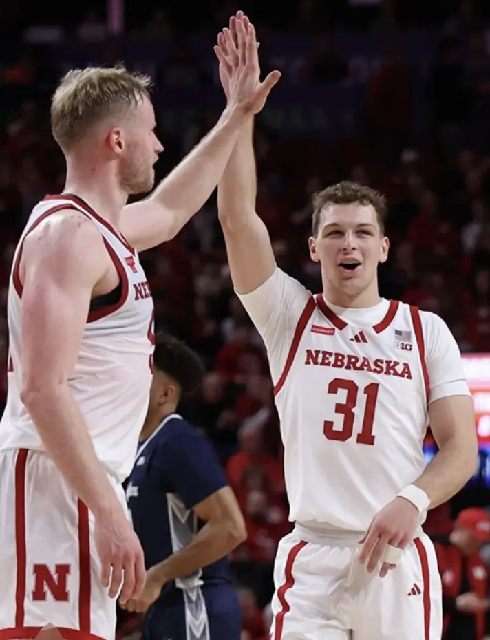 screenshot-2025-12-08-at-3-52-25-am