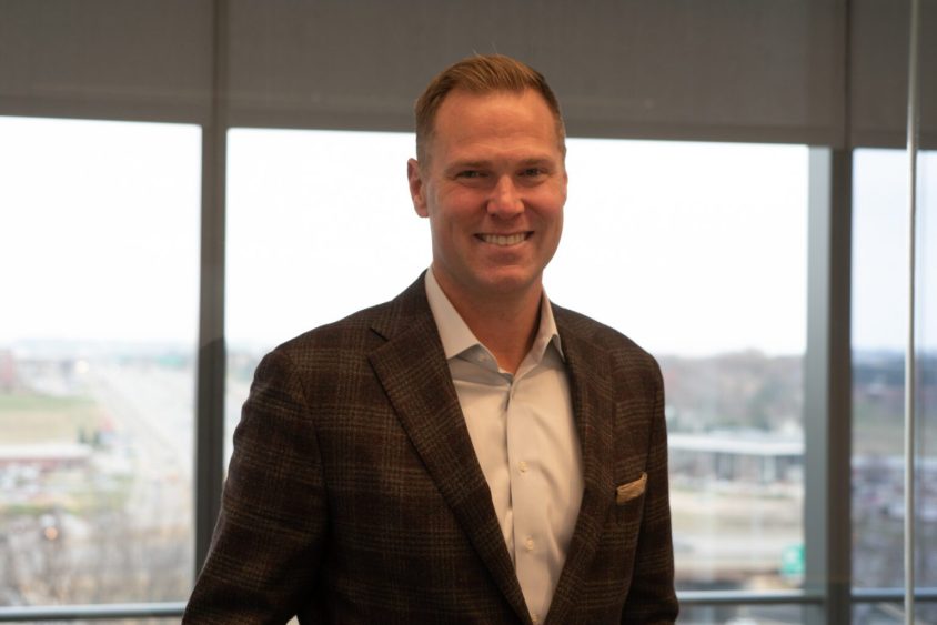 Lindstrom revives governor bid with America First Party