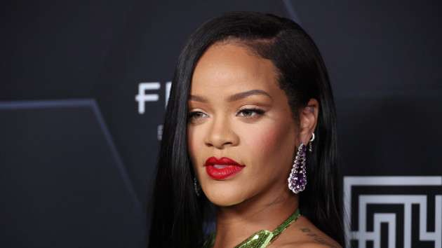 getty_92622_rihannasb