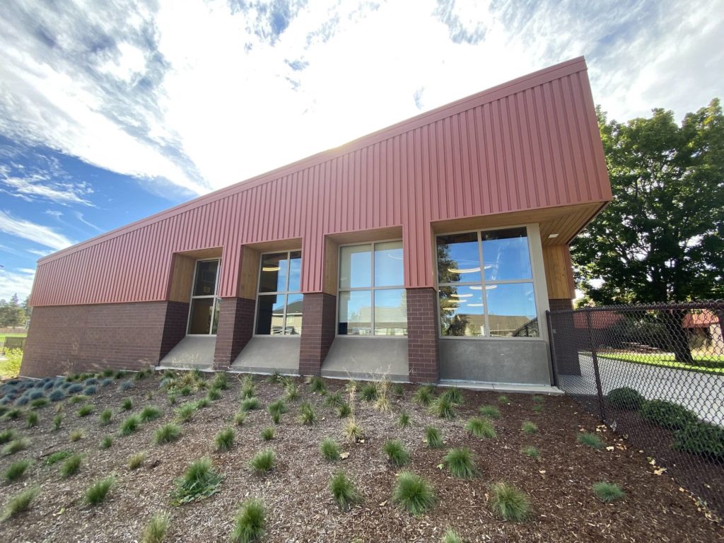 re-jewell-new-building