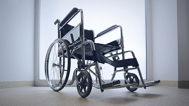 getty_32116_wheelchair542559