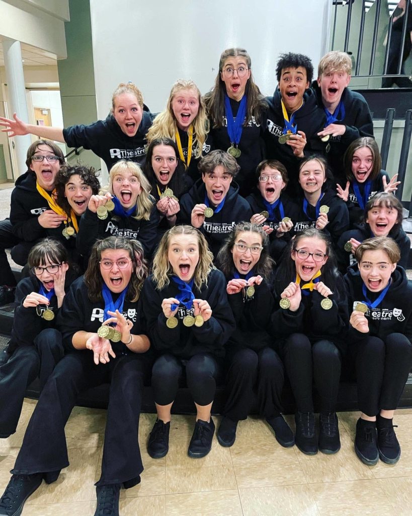 rpathespiantroupe900200