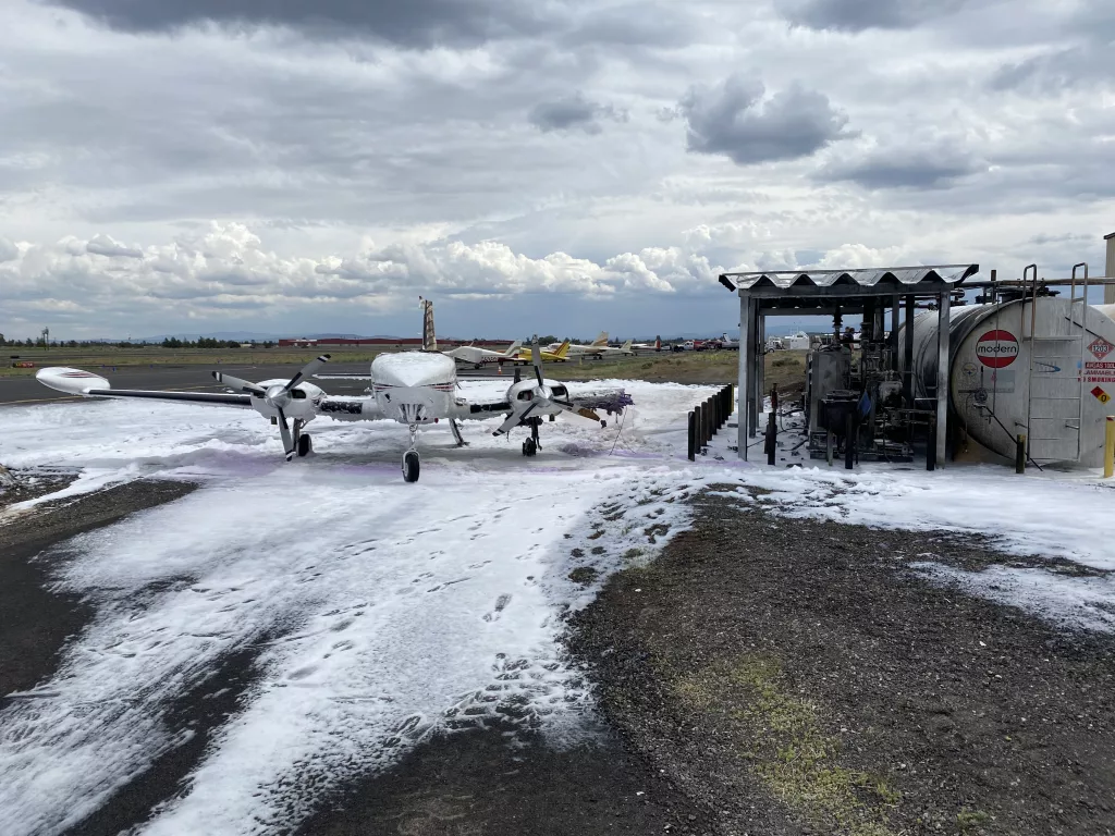 bend_airport979858