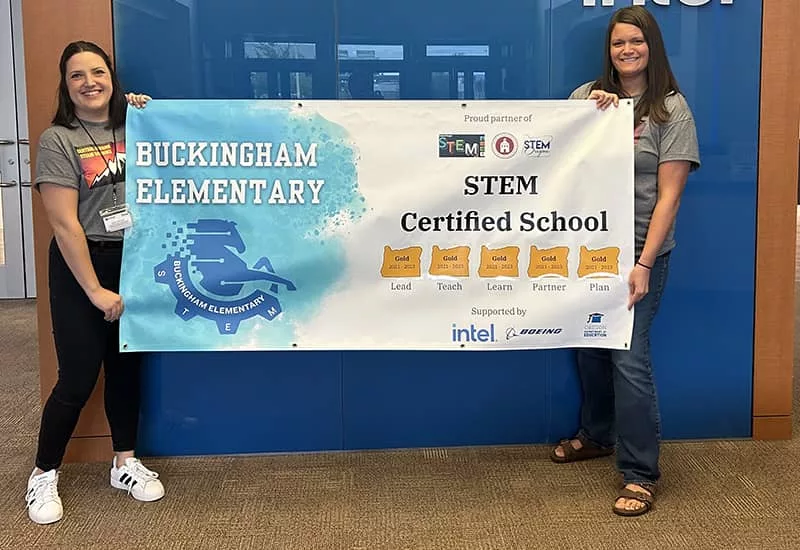 buckingham-stem-award-staff-katy-wyant-and-kristine-hable640861