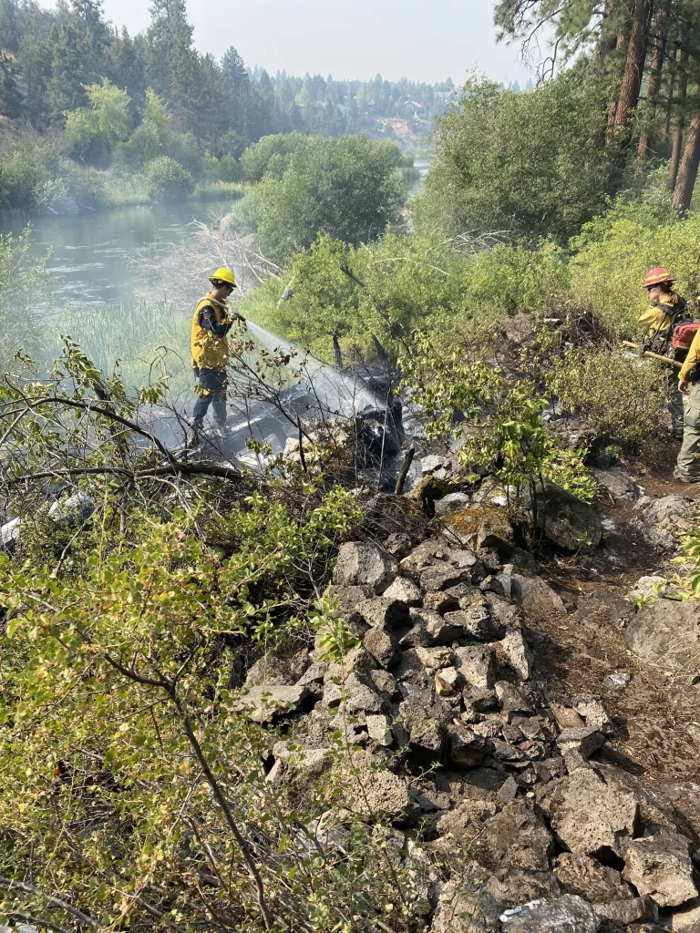 deschutes_brushfire-rotated123223