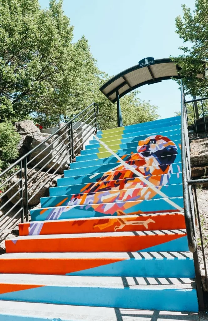 omd-stairs-mural-web-sized-3225200