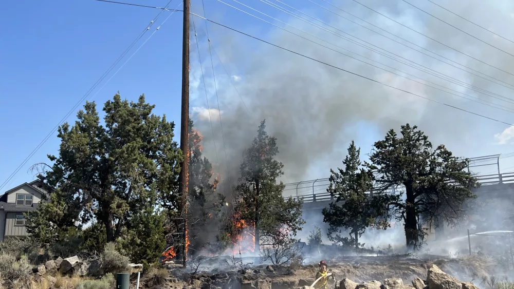 empire_brush_fire716921