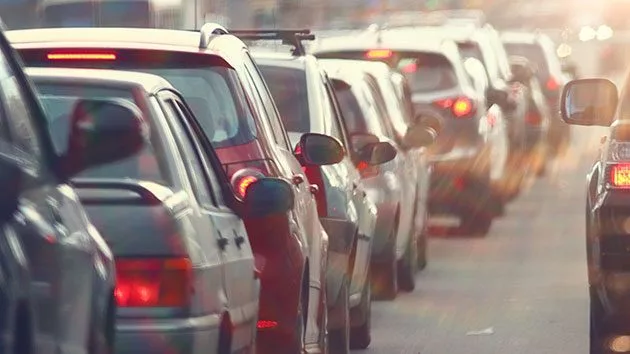080218_thinkstock_traffic217416