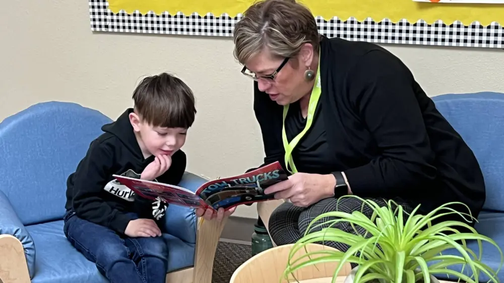 lara-eckstine-sisters-prek-fy25-smart284837