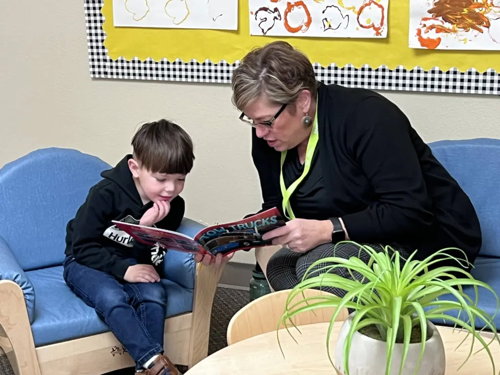 lara-eckstine-sisters-prek-fy25-smart284837